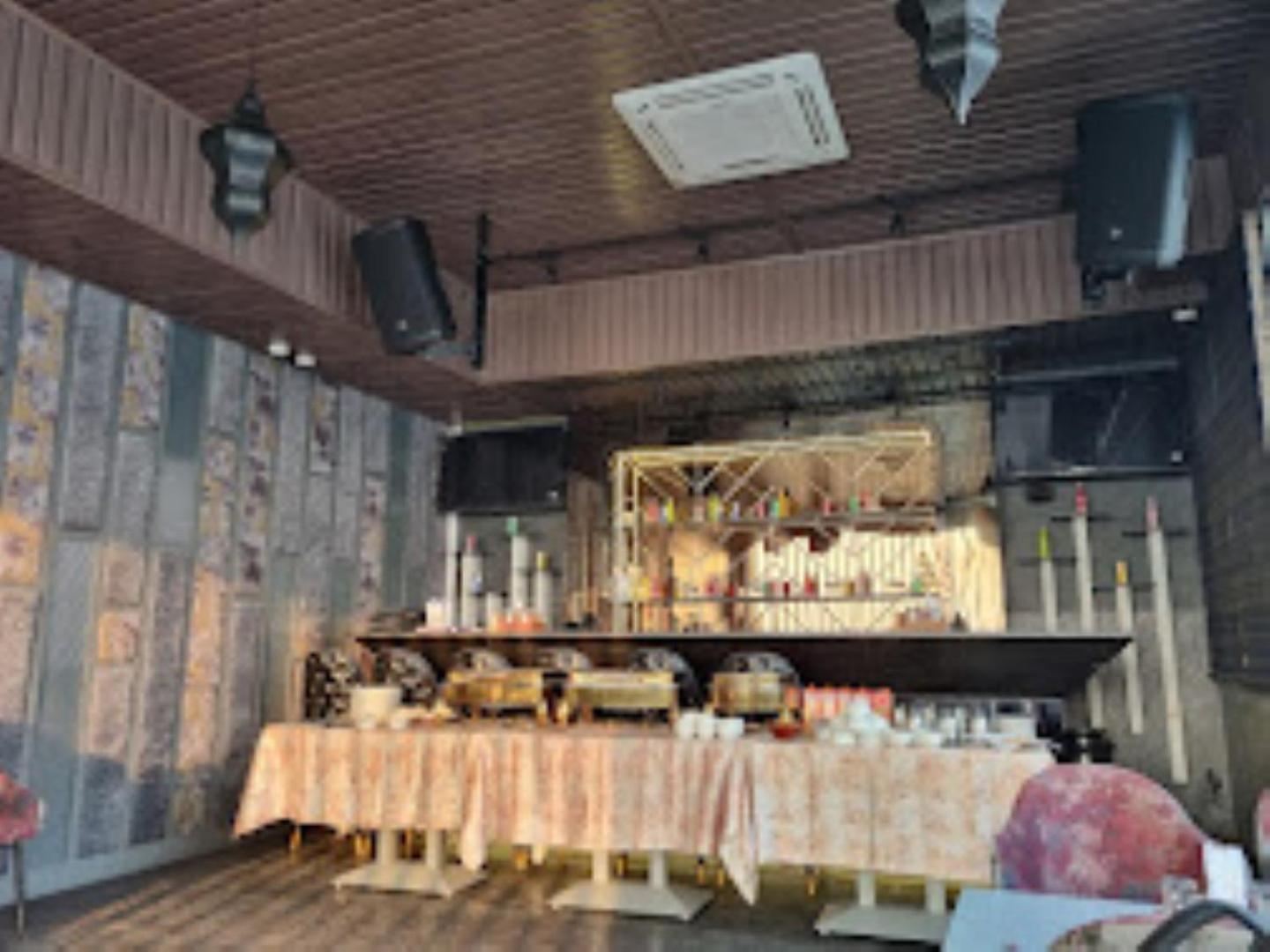 Red Orchid Hotel Kanpur Bagian luar foto